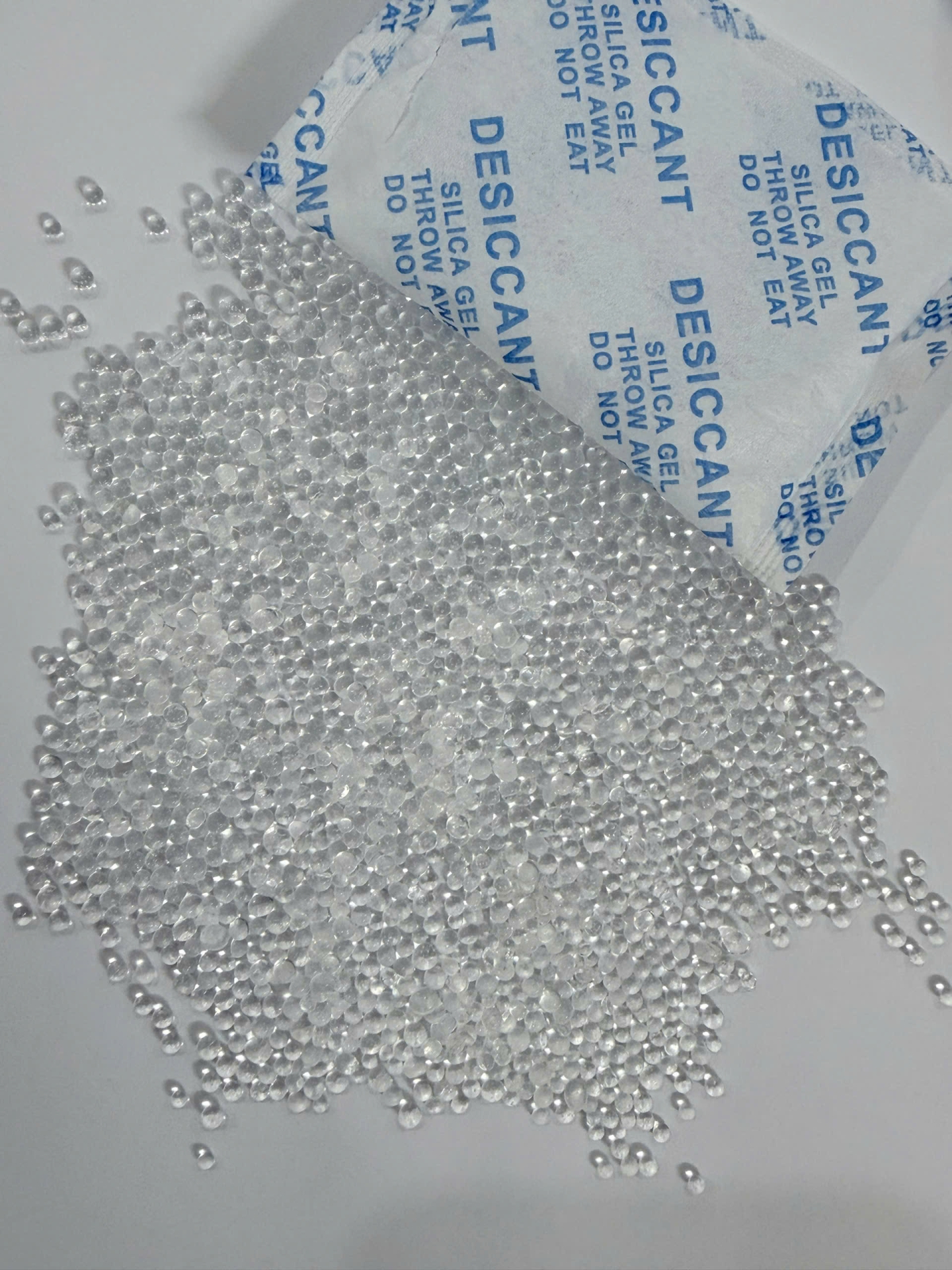 Hạt hút ẩm Silica Gel