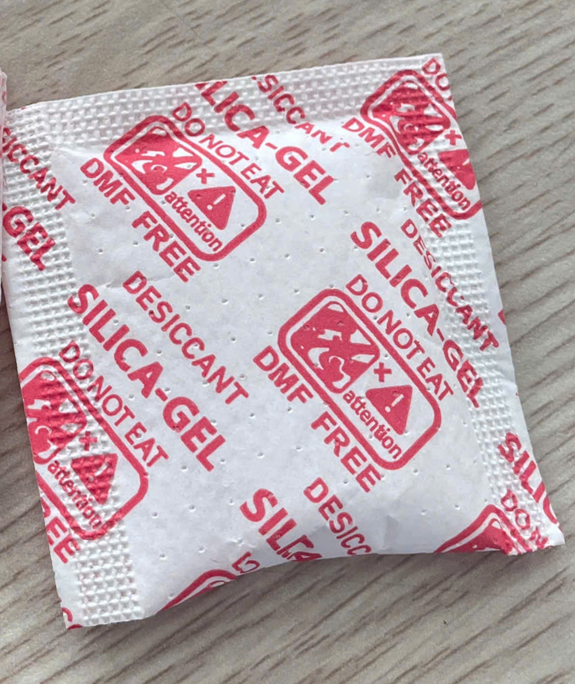 Hạt hút ẩm Silica Gel