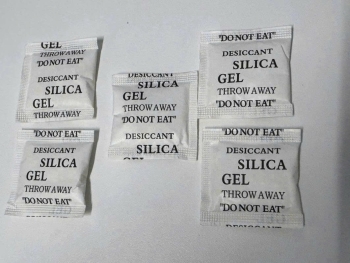 Hạt hút ẩm Silica Gel